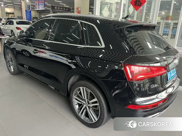 Audi Q5L id 4238088 из Китая 12
