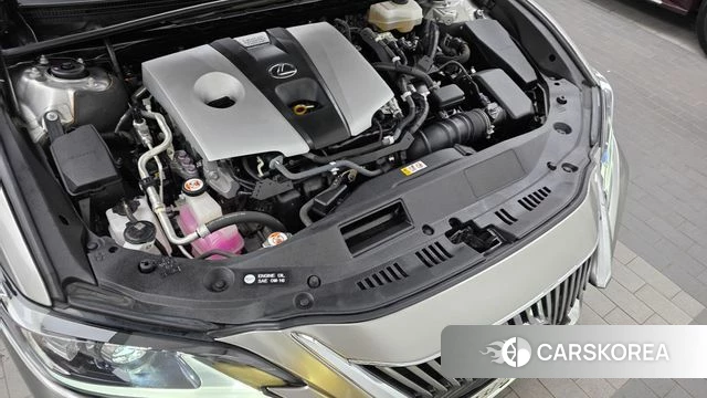 Lexus ES300h 7th generation id 4683590 из Кореи 30