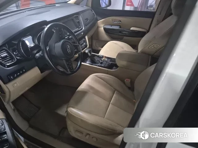 Kia The New Carnival id 3259375 из Кореи 12