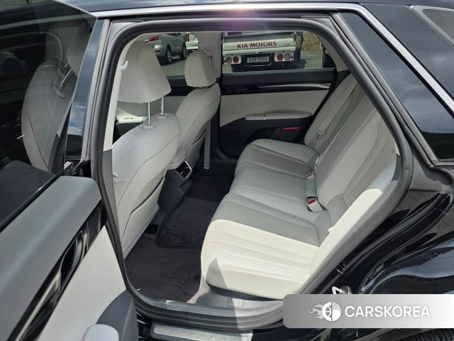 Hyundai Grandeur (GN7) id 4533912 из Кореи 8