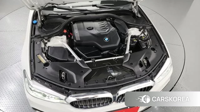 BMW 5 Series (G30) id 3008672 из Кореи 16