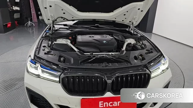 BMW 5 Series (G30) id 2939344 из Кореи 16