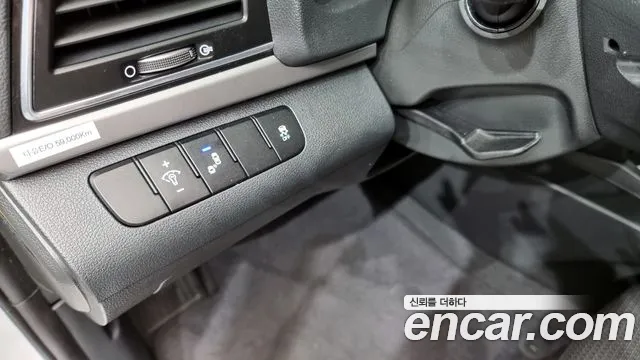 Hyundai Avante AD id 2657918 из Кореи 16