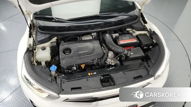 Kia Stonic id 3403169 из Кореи 16