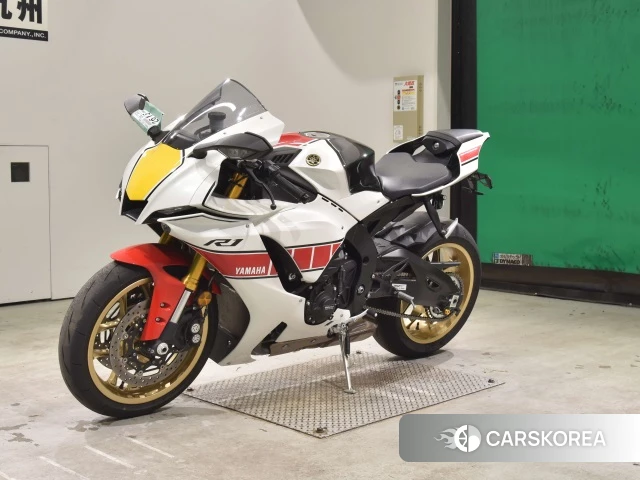 Проданный Yamaha YZF-R1 2022 из Японии
