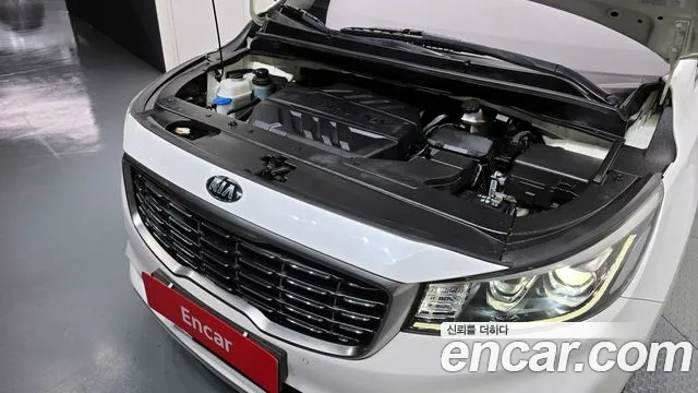 Kia The New Carnival id 2876603 из Кореи 16