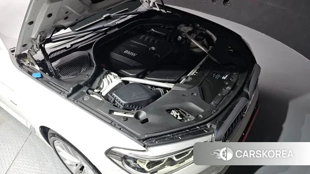 BMW 5 Series (G30) id 3403096 из Кореи 16