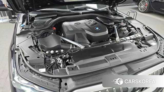 BMW 5 Series (G60) id 3963721 из Кореи 16