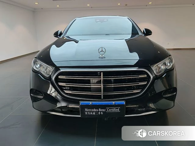 Mercedes-Benz E-class id 4297296 из Китая 16