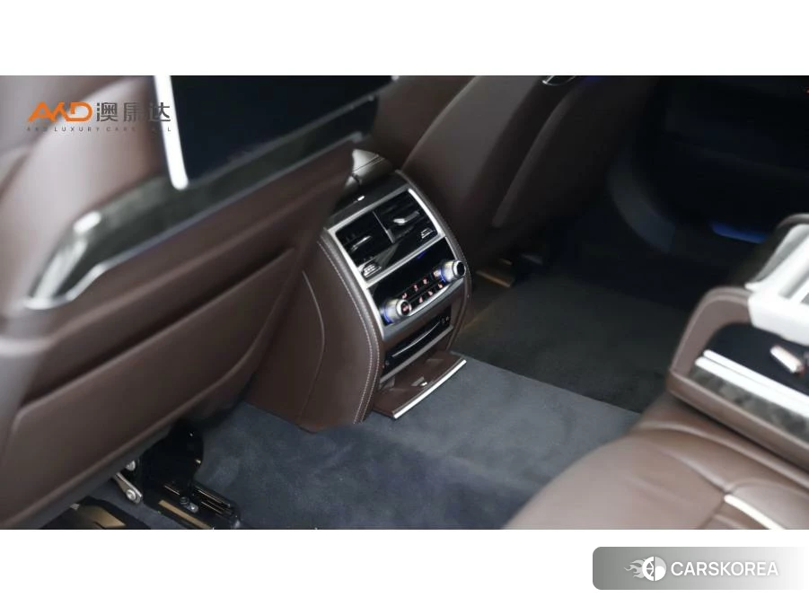 BMW 7 series 2021 Черный из Китая, фото 6