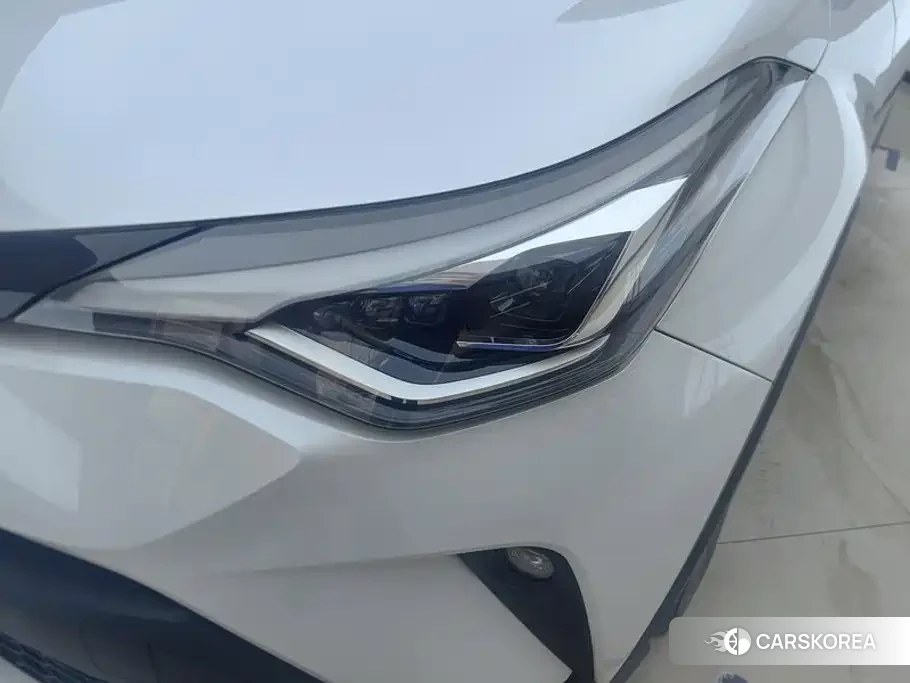 Toyota C-HR id 4674401 из Китая 12