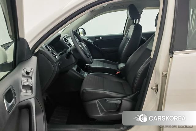 Volkswagen Tiguan id 4212570 из Китая 20