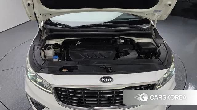 Kia The New Carnival id 3736868 из Кореи 16