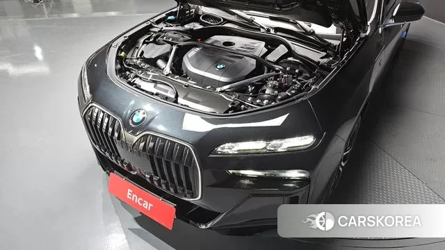 BMW 7 Series (G70) id 3758066 из Кореи 16