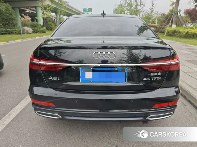 Audi A6L id 4278521 из Китая 9