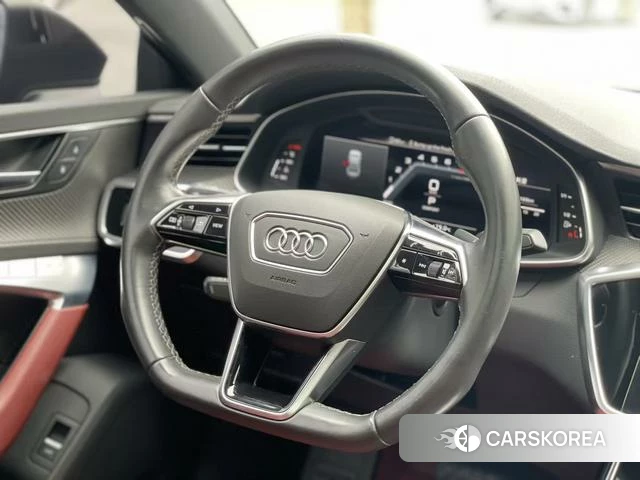 Audi A7L id 4265963 из Китая 14