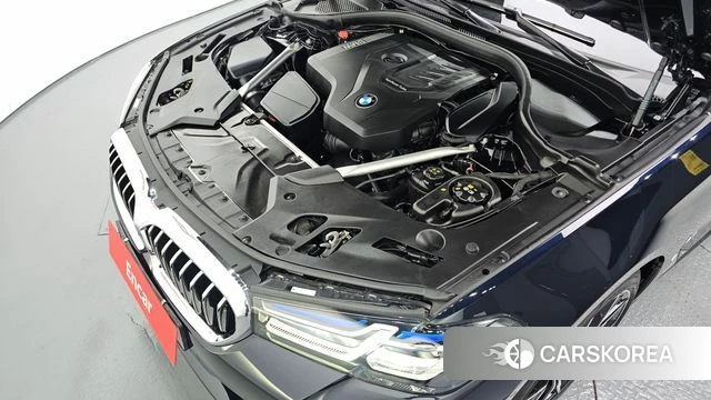 BMW 5 Series (G30) id 4469175 из Кореи 31