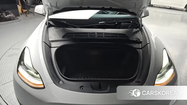 Tesla Model Y id 3217644 из Кореи 16