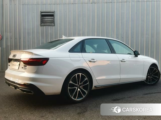 Audi A4L id 4271823 из Китая 12