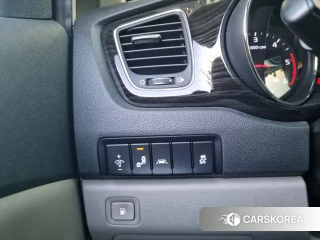 Kia The New Carnival id 3350790 из Кореи 14