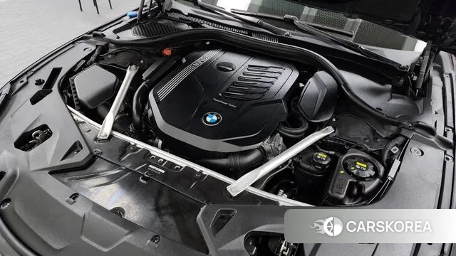 BMW 8 Series (G15) id 3379013 из Кореи 16