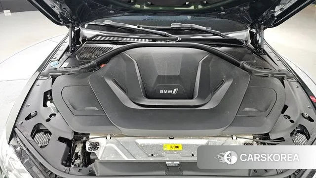 BMW i4 id 2959681 из Кореи 16