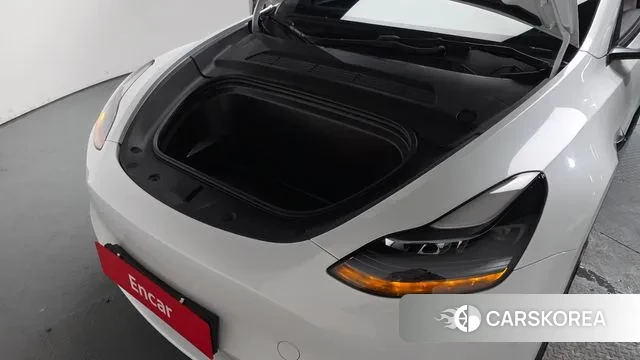 Tesla Model Y id 3605736 из Кореи 16