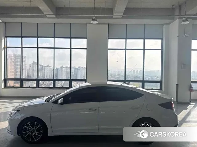 Hyundai The New Avante AD id 3209422 из Кореи 12