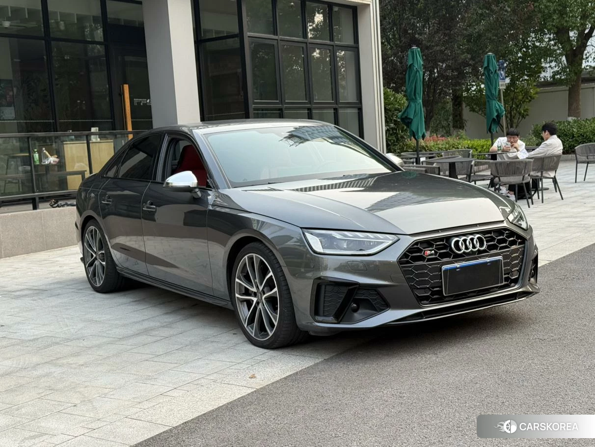 Audi S4 2020 Темно-серый из Китая, фото 6