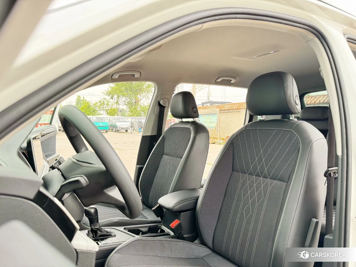 Volkswagen Tiguan L id 4421228 из Китая 16