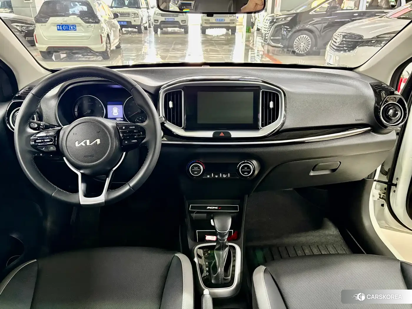 Kia KX1 2024 Белый из Китая, фото 6