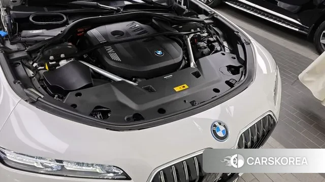 BMW 7 Series (G70) id 3327928 из Кореи 16