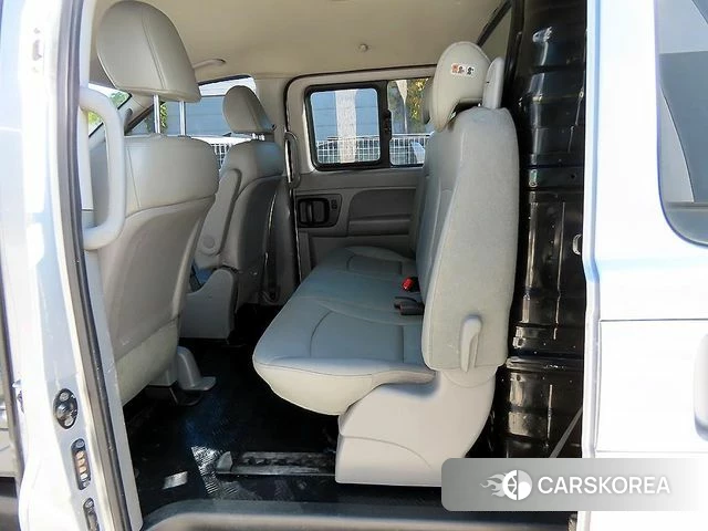 Hyundai The New Grand Starex id 4501733 из Кореи 16