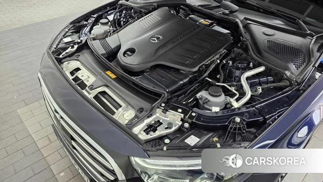 Mercedes-Benz E-Class W214 id 4734878 из Кореи 29