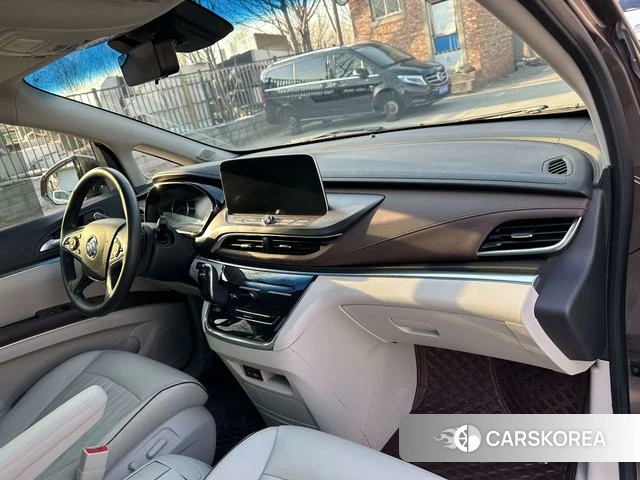Buick GL8 id 4208637 из Китая 23