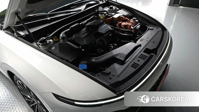 Hyundai Grandeur Hybrid (GN7) id 3940520 из Кореи 16