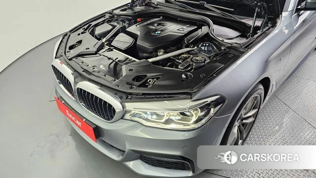 BMW 5 Series (G30) id 4020660 из Кореи 16