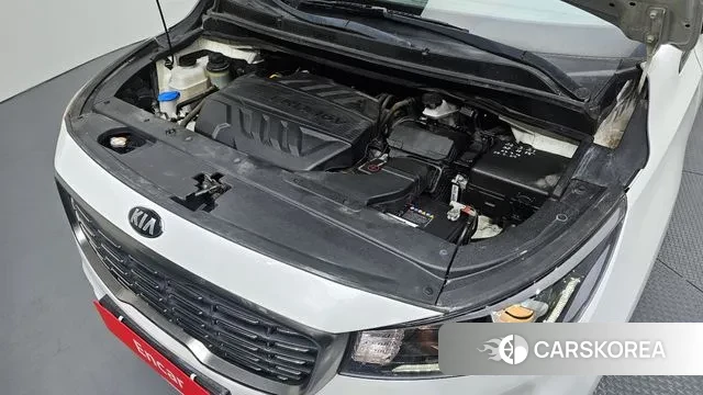 Kia The New Carnival id 3617090 из Кореи 16