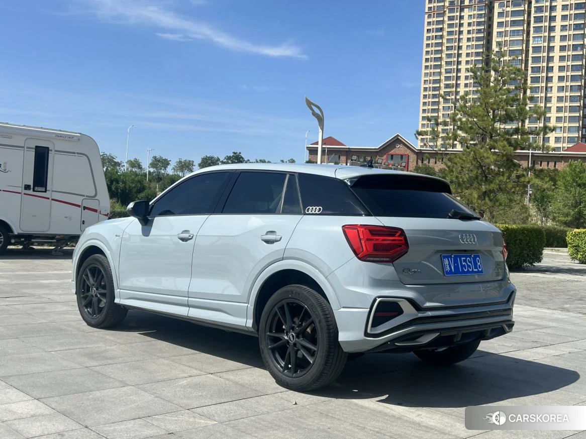 Audi Q2L id 4492678 из Китая 14