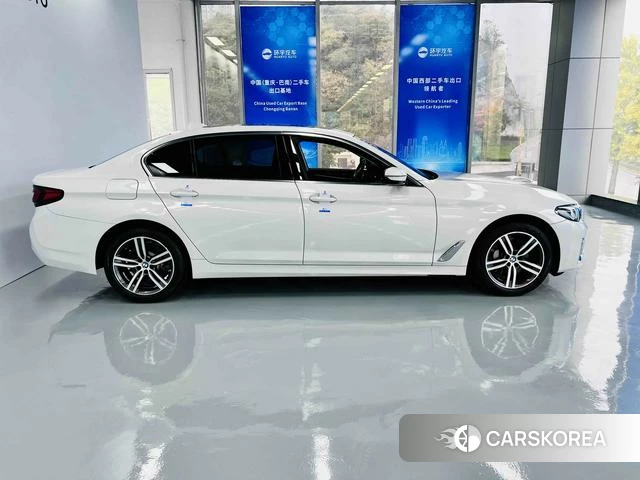 BMW 5 series 2022 Белый из Китая, фото 6