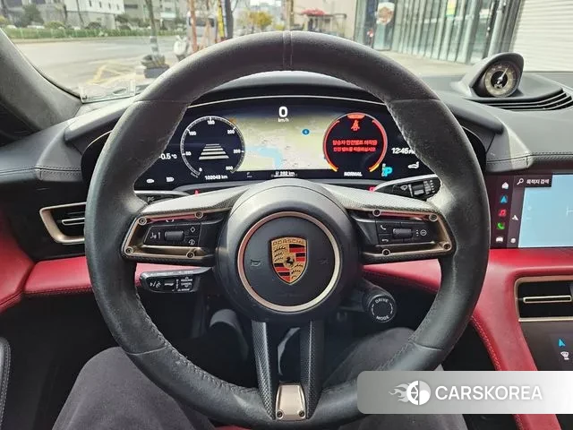 Porsche Taycan id 3759868 из Кореи 16