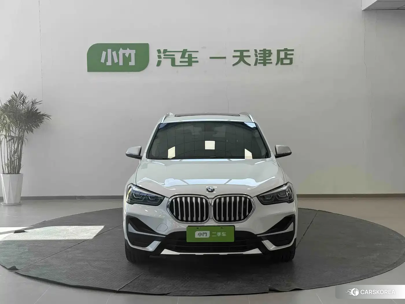 BMW X1 id 4685937 из Китая 16