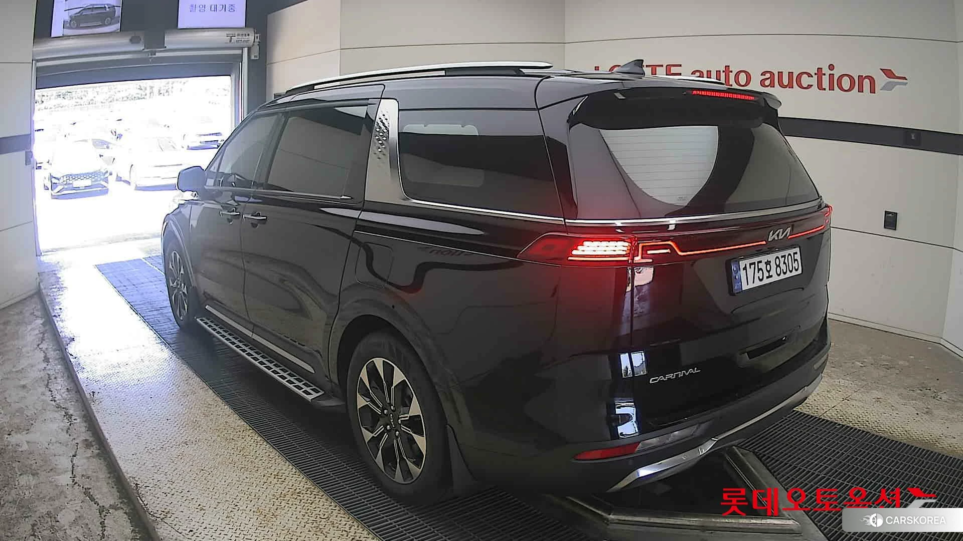 Kia Carnival id 4679387 из Кореи 32