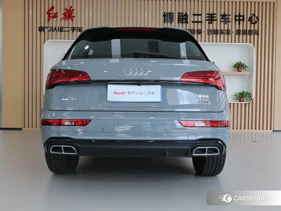 Audi Q5L id 4570370 из Китая 12