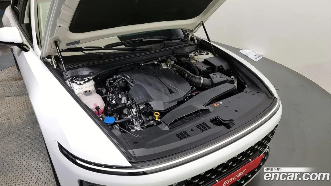 Hyundai Grandeur (GN7) id 2056333 из Кореи 16