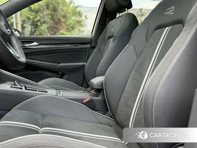Volkswagen Golf id 4399763 из Китая 26