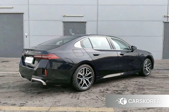 BMW i5 id 4254812 из Китая 10