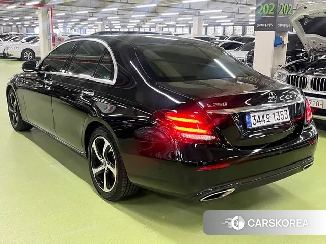 Mercedes-Benz E-Class W213 id 3687039 из Кореи 15