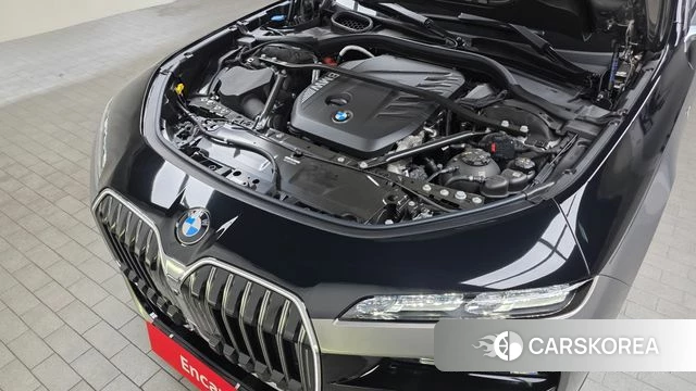 BMW 7 Series (G70) id 3870038 из Кореи 16