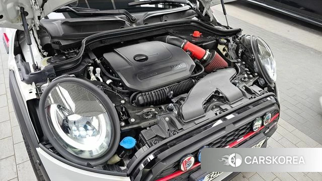 Mini Cooper S id 4231654 из Кореи 29